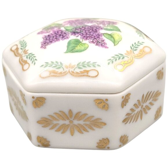 Vintage DAR 1981 Lilac Ceramic Porcelain Trinket Box Flowers of Colonial America - Picture 2 of 12